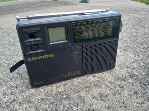 Grundig Traveller II AM/FM/SW Radio 7-Band Shortwave Plus 25' Shortwave Antenna - Picture 1 of 14