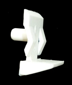 Paquete de 16 soportes de estante de plástico blanco de 5 mm con clip de resorte para sujetar estante - Imagen 1 de 2