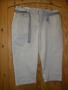 NWT BANDOLINOBLU Khaki Tan Capris Shorts Cotton Stretch Size 6 w/ Belt - Picture 1 of 6