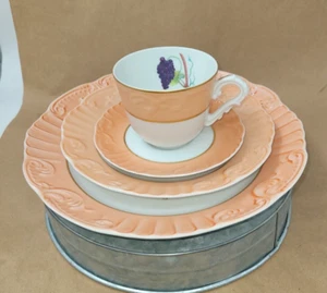 Vintage Mottahedeh Vista Alegre China Place Settings Summer Fruit Made  Portugal - Picture 1 of 7