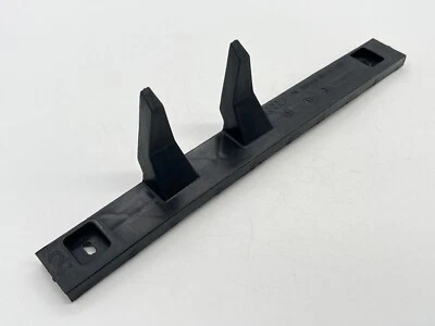 2013 - 2016 AUDI A4 ALLROAD SUPORTE DE SUPORTE CENTRAL DE PARA-CHOQUE TRASEIRO 8K9807861 FABRICANTE DE EQUIPAMENTO ORIGINAL * - Imagem 1 de 4