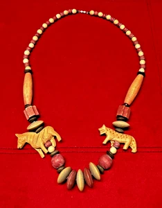 Vintage Hand Carved Wood Safari Animal Necklace Wooden Beads - Picture 1 of 5