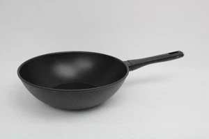ZWILLING J.A. Wok antiadherente HENCKELS Madura Plus aluminio 11 pulgadas negro - Imagen 1 de 7