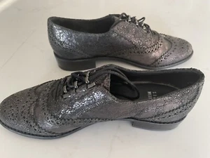 stuart weitzman schoolboy Oxford - Sz 6 - Picture 1 of 6