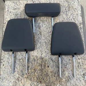 20-22 CHEVROLET CHEVY SILVERADO 1500 CREW REAR HEADREST SET BLACK Leather OEM - Picture 1 of 4