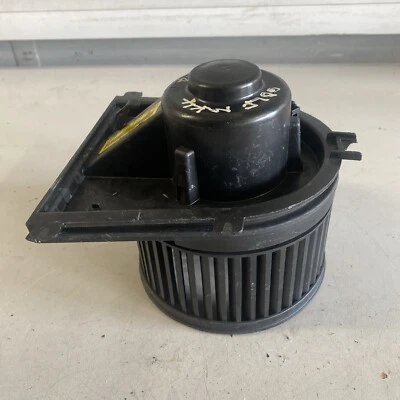 Volkswagen Golf 2006 calentador soplador motor 1J2819021B Foto 1 de 4