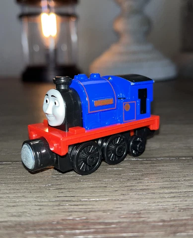 SIR HANDEL! THOMAS FRIENDS TRAIN TAKE N PLAY ALONG 2015 FISHER PRICE Round Mag! Cover