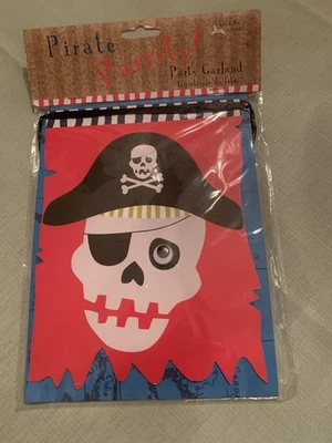Meri Go Round PIRATE PARTY Garland BANNER 12 Ft. 8 PENNANTS Pirate SHIP New! - Image 1 of 2