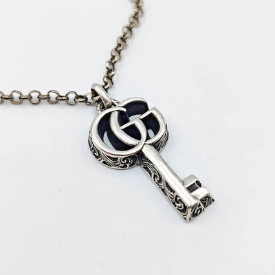 Collar Colgante Llave Gucci Italia Plata de Ley 925 Oxidada GG Ornada 18" Foto 1 de 4