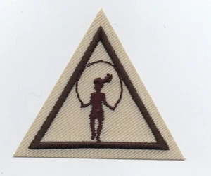 Brownie Girl Scouts,  Girls Sports, Try-Its Patch, (2000), Mint - Picture 1 of 1