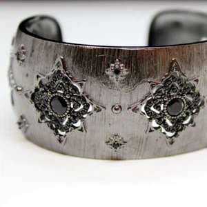 Bracciale Rigido Alto Idandi in Argento e Zirconia - Foto 1 di 2