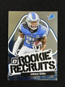 2023 Donruss Optik Jahmyr Gibbs (RC) #8 Rookie Recruits Detroit Lions - Bild 1 von 2