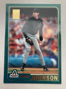 2001 Topps # 75 RANDY JOHNSON - Picture 1 of 2