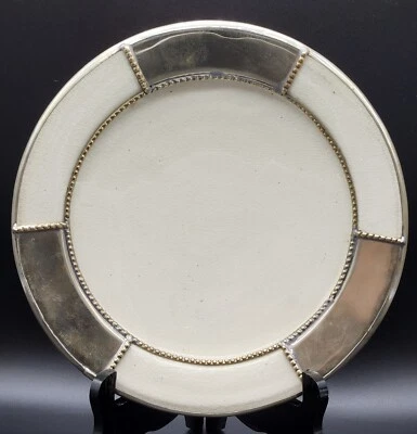 Tigela de cerâmica marroquina vintage grande com faixas de metal prata e destaque frisado - Imagem 1 de 4