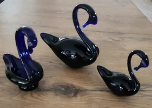 3 Blaue Glas Schwäne 🦢 Figuren/ Glas Dekoration 3806 - Bild 1 von 2