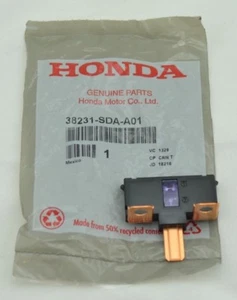 NEW Genuine OEM 2004-2011 Honda/Acura Accord/Civic/CR-V/TSX Fuse - 38231-SDA-A01 - Picture 1 of 2