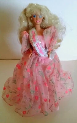 Muñeca Barbie feliz cumpleaños Mattel 1990 con soporte Foto 1 de 4