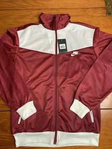 NWT Nike Men’s Full Zip Jacket Crimson And White Size Small Pockets Style 724402 - Picture 1 of 4