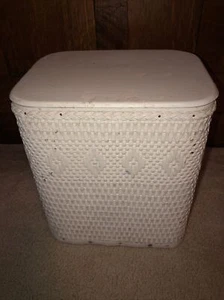 Vintage White Wicker Child’s Doll’s Laundry Basket Hamper - Picture 1 of 7