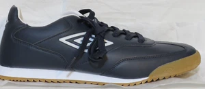 UMBRO MENS SNEAKER 5V5 US 9 NAVY BLAZER WHITE LT GUM USMF140363U SOCCER NIB - Picture 1 of 11