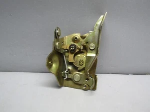 Ford Truck door latch LH 57 58 59 60 F100 F250 F350 - Picture 1 of 2