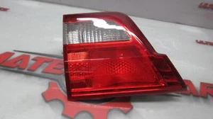 JEEP GRANDCHEROKEE REAR GARNISH TAILGATE LAMP (RH SIDE), WK, 10/10-03/13 10 11 1 - Picture 1 of 1