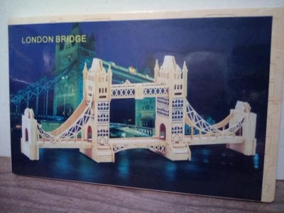 Novo kit modelo London Tower Bridge quebra-cabeça de madeira corte a laser 3D (105 peças) - Imagem 1 de 2