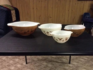 4er Set Pyrex frühe amerikanische verschachtelte Rührschüsseln 444,443,442,441 (Top) - Bild 1 von 18