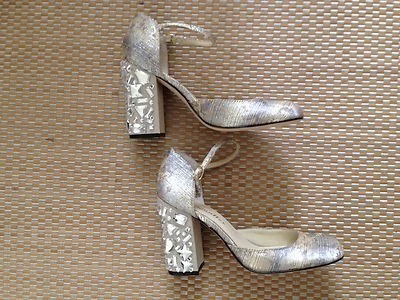 Zapatos Bettye Muller New York Brocado Joyas Talla 9M Foto 1 de 4