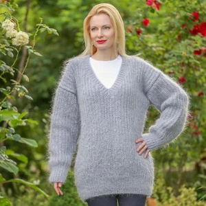 Suéter SuperTanya Gris Mohair Difuso Grueso Cuello en V Hecho a Mano Jersey, Talla L-XL - Imagen 1 de 5