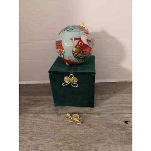 Santa and his Sleigh Pier One Li Bien Ornament - Picture 1 of 8
