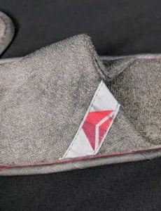 Delta Airlines Slippers Business First Class Sealed One size fits most - Picture 1 of 5