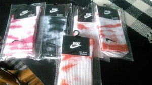 6 Paar brandneue Tye-Dye Nike Socken. Damengröße 7-10 - Bild 1 von 5