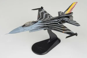 HA3892 Hobby Master F-16AM Fighting Falcon 1/72 Model Blizzard Belgian Air - Picture 1 of 2