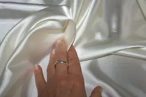 2.5m Lots - CREAM ACETATE Satin Fabric, Fine Twill Weave, 115cm Wide - Picture 1 of 6
