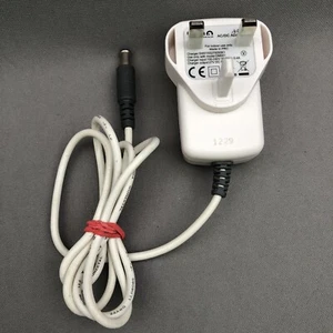 Genuine Gtech Air Ram DM001 AC/DC Adaptor Charger - White SW015S270050K1 - Zdjęcie 1 z 5