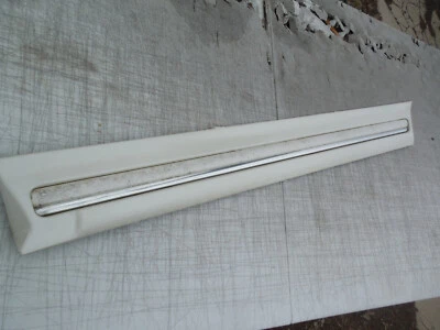 Cadillac Deville 1997 1998 1999 puerta trasera izquierda moldura usada OEM blanco diamante Foto 1 de 4