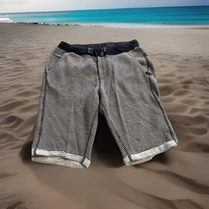 9)tolle Shorts von WE Gr.158 - Bild 1 von 6
