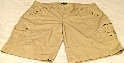 Roaman's Cargo Shorts Womens Size 26 Khaki 9 Pockets Solid Stretch Cotton Blend - Image 1 of 4