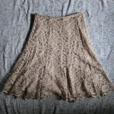 Женская винтажная желтовато-коричневая кружевная юбка миди Laura Ashley - размер 14 - Изображение 1 из 4