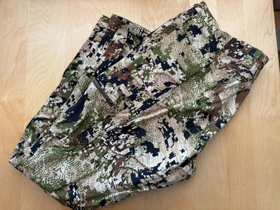 Sitka Gear Big Game Hunting Ascent Pants Subalpine Camo 38 Mens - Image 1 of 4