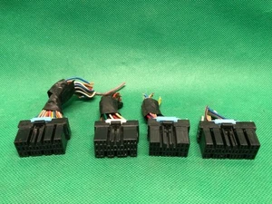 WIRING HARNESS PLUG CONNECTOR 04 HYUNDAI SANTA FE 2.4 ECM ECU 39122-38770 B93E - Picture 1 of 1