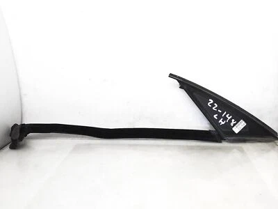 Фиксированное стекло на четверть стекла для водителя купе Mercedes-Benz E350 2010-2014 годов выпуска 2076700339 - Изображение 1 из 4