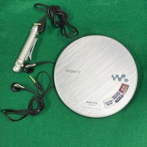 SONY D-NE830 CD Walkman Portable CD Player MP3 silver Very Good from JP - Picture 1 of 3