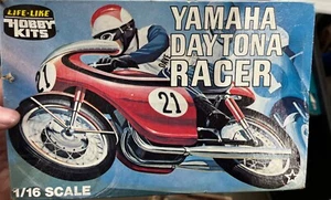 Life-Like 09154 Yamaha Daytona Racer 1/16 McM KIT niob - Picture 1 of 1