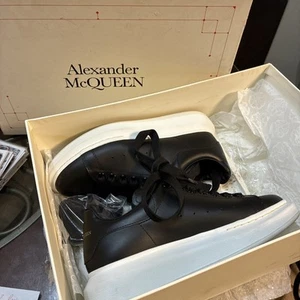 Alexander McQueen 553770 Sneaker Pelle S.Gomm Larry Nero Taglia 36, US 5 - Foto 1 di 21