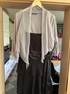 Leichtes Jäckchen Grau Gr. 44 / 46 Jacke Bolero - Bild 1 von 5