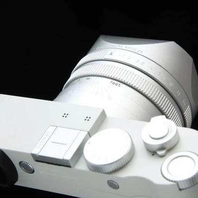 Cámara digital Leica Q2 Ghost de HODINKEE edición limitada #122 -casi como nueva- Foto 1 de 4