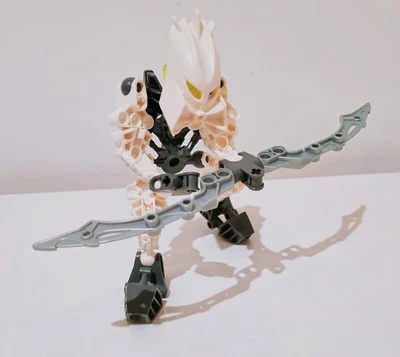 Lego Bionicle | Phantoka | 8945 Matoran Solek | Complete Set - Image 1 of 2