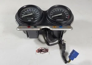  SUZUKI GS (GS 500) OEM Speedo/ tach/ odometer gauge instrument cluster dash - Picture 1 of 5